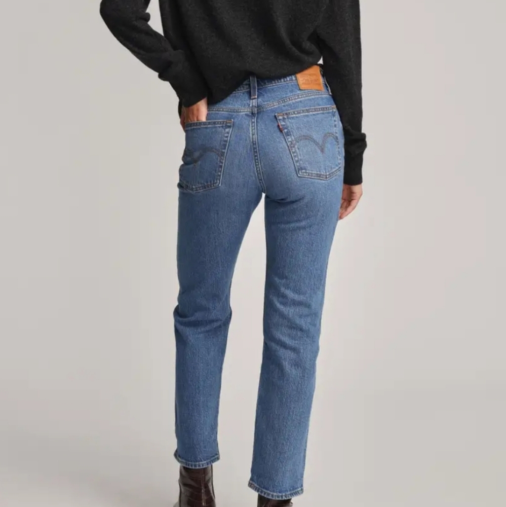 Levi's WEDGIE Women's Straight Leg Jeans - Blue - Picture 4 of 13